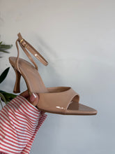 Load image into Gallery viewer, Brit Heels (2 Colors)
