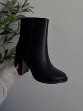 Load image into Gallery viewer, Cami Booties
