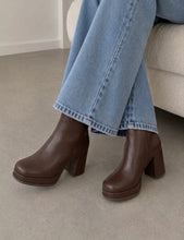 Load image into Gallery viewer, Nicole Booties
